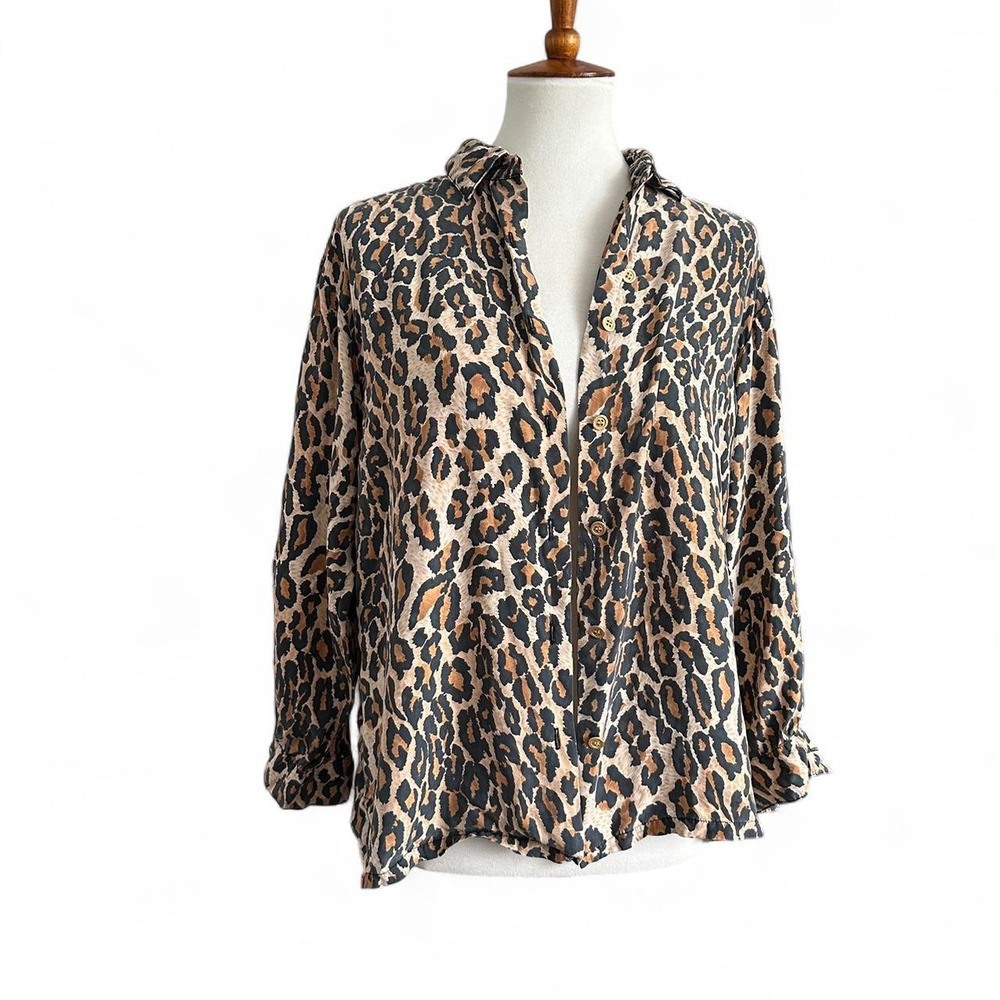 Maggy London silk vintage leopard print blouse